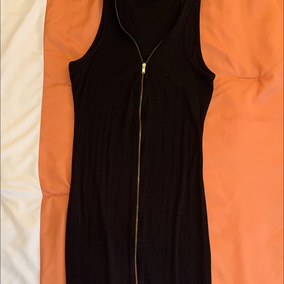G By Guess Form Fitting Midi Black Dress - Picture 7 of 7